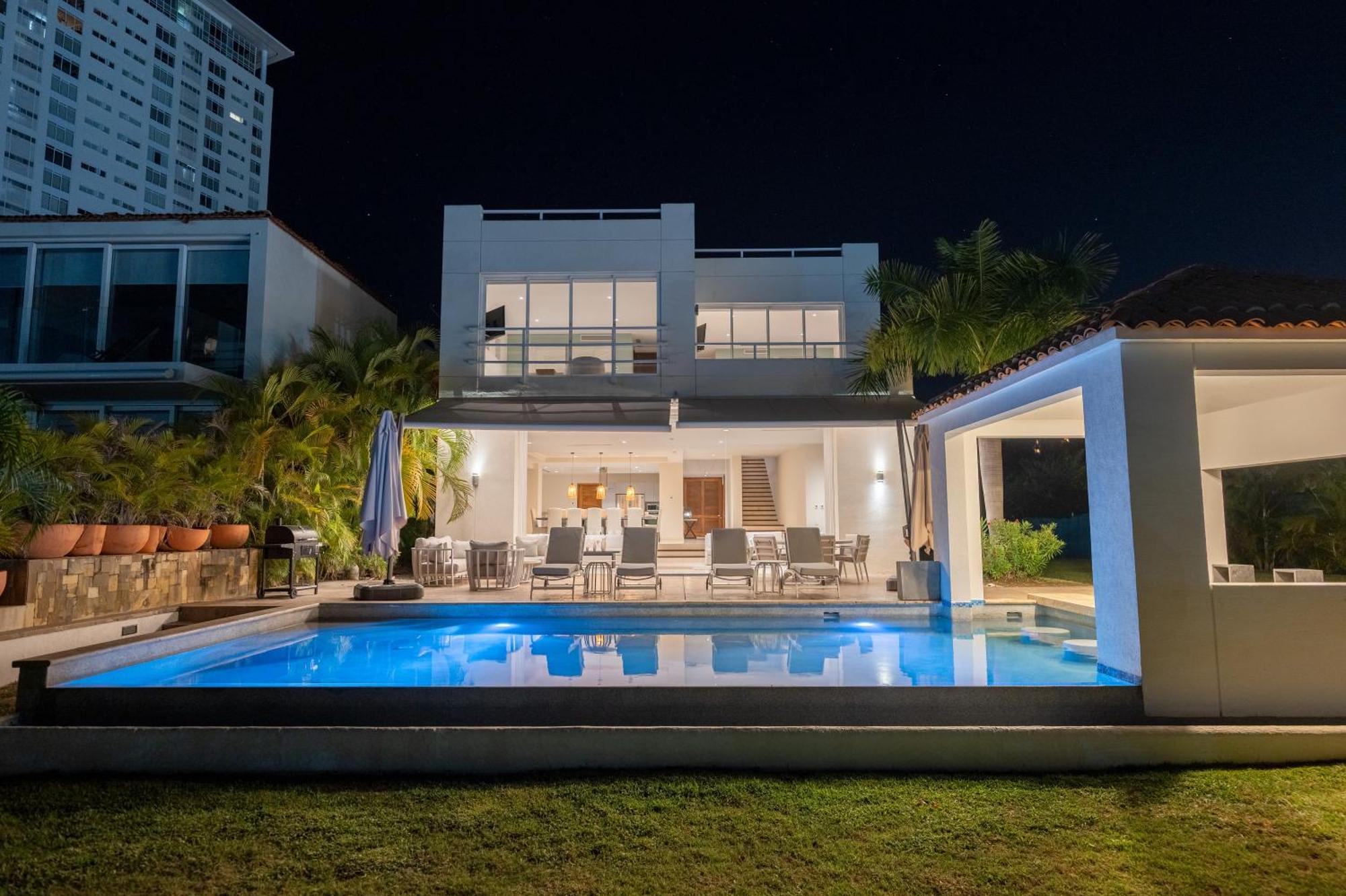 Capitalia - Tres Mares Beach Residences & Marina 푸에르토 발라타 객실 사진
